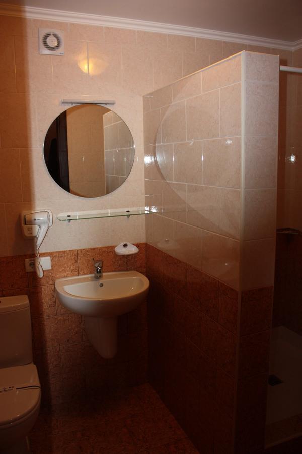 Hotel Gostynnyi Dvir Буча Стая снимка